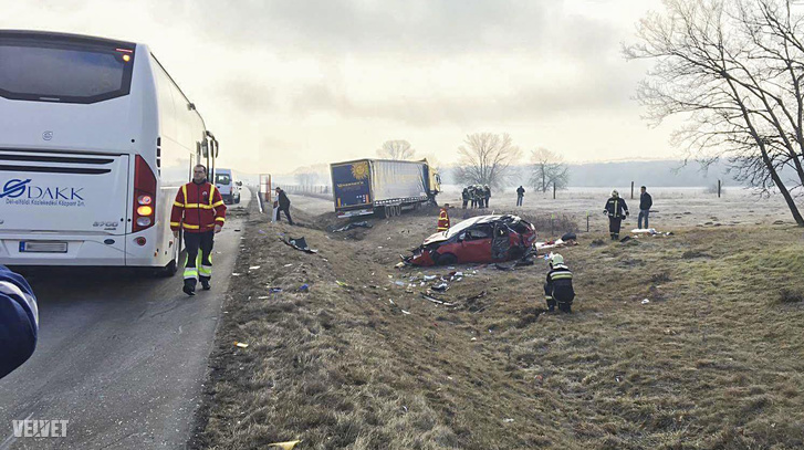 Tényleg itt kell igazoltatni?