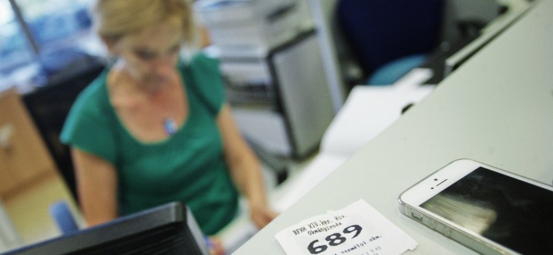 Hónapokig kapta a büntetéseket eladott autója után, a rendszer pedig tehetetlen