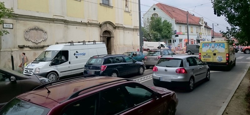 Tarlós maga adott hozzájárulást a feleségét megbüntető kamerához