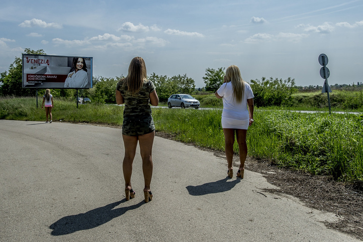 Szűz Máriát is bevetették a szexmunkások ellen Rákosmentén