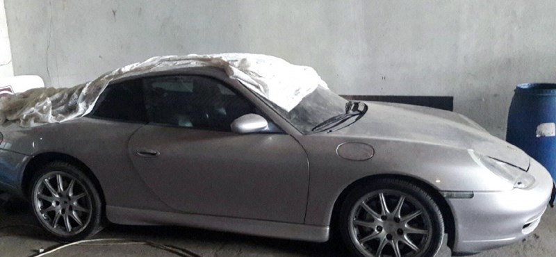 Akcióban a rendőrség: két nap alatt 43 autót, BMW-ket, Merciket és Porschékat foglaltak