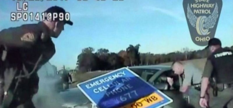 Egy 10 éves fiú 160-nal menekült a rendőrök elől – videó