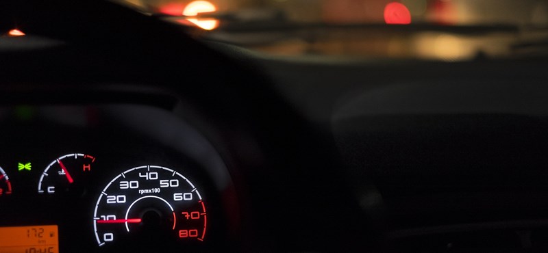 Rengeteg magyarnak ugrana a jogsija, ha ezt a két szabályt itthon is bevezetnék