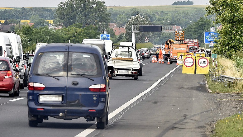 Autósok figyelem! Korlátozzák a forgalmat az M3-as autópályán