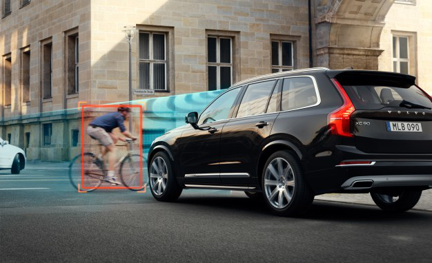Kötelezővé tennék az automata vészféket Európában