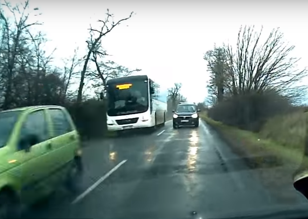 VIDEÓ: Ha egy ilyet megúszol, kicsit félreállsz azért nem? :)
