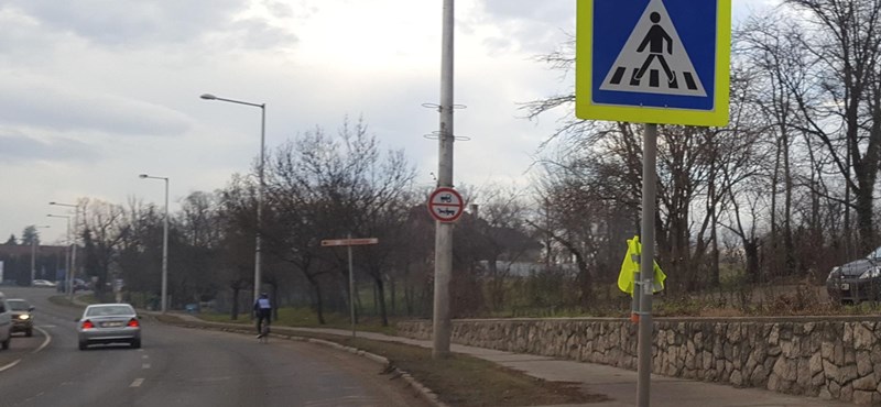 A Kétfarkú biztonságosabbá tette a zebrákat, de a közútkezelőnek nem tetszett