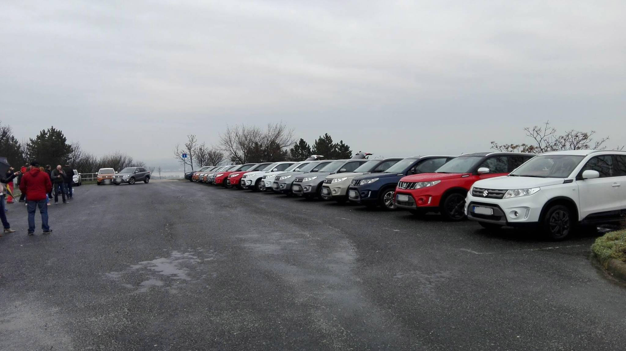 Több ezer Suzukit hív vissza a gyártó