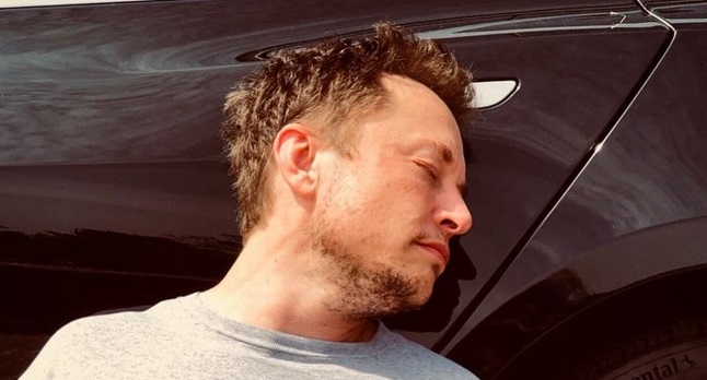 Elon Musk tegnap azt állítótta, a TESLA csődbe ment