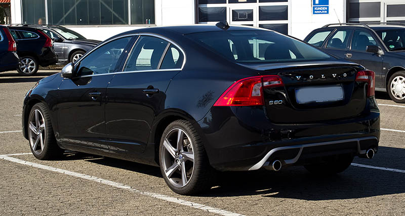 Volvo S60 T3 2011 Live teszt! Mit tud a „félprémium”???