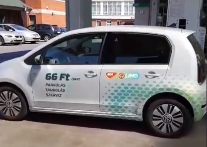 Élőben teszteltük Tomeeeval a MOL Limo autómegosztót és az eUP-ot