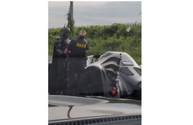 Videó – Batmant intézkedés alá vonták