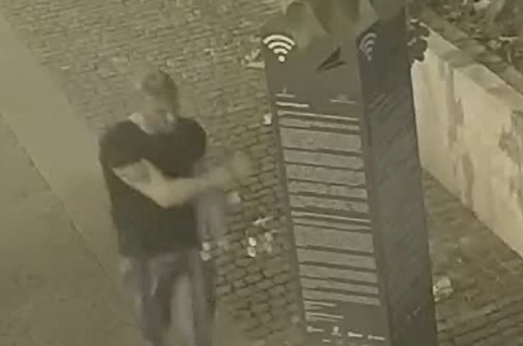 Autóból lopott a 9. kerületben. Keresi a rendőrség