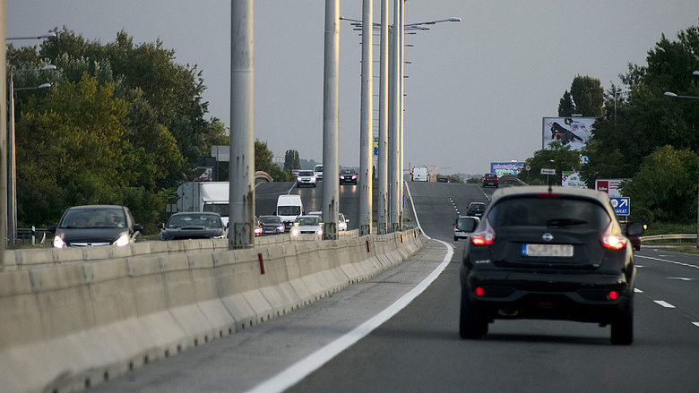Kiszélesítik az M1-es autópályát – megszólalt a miniszter