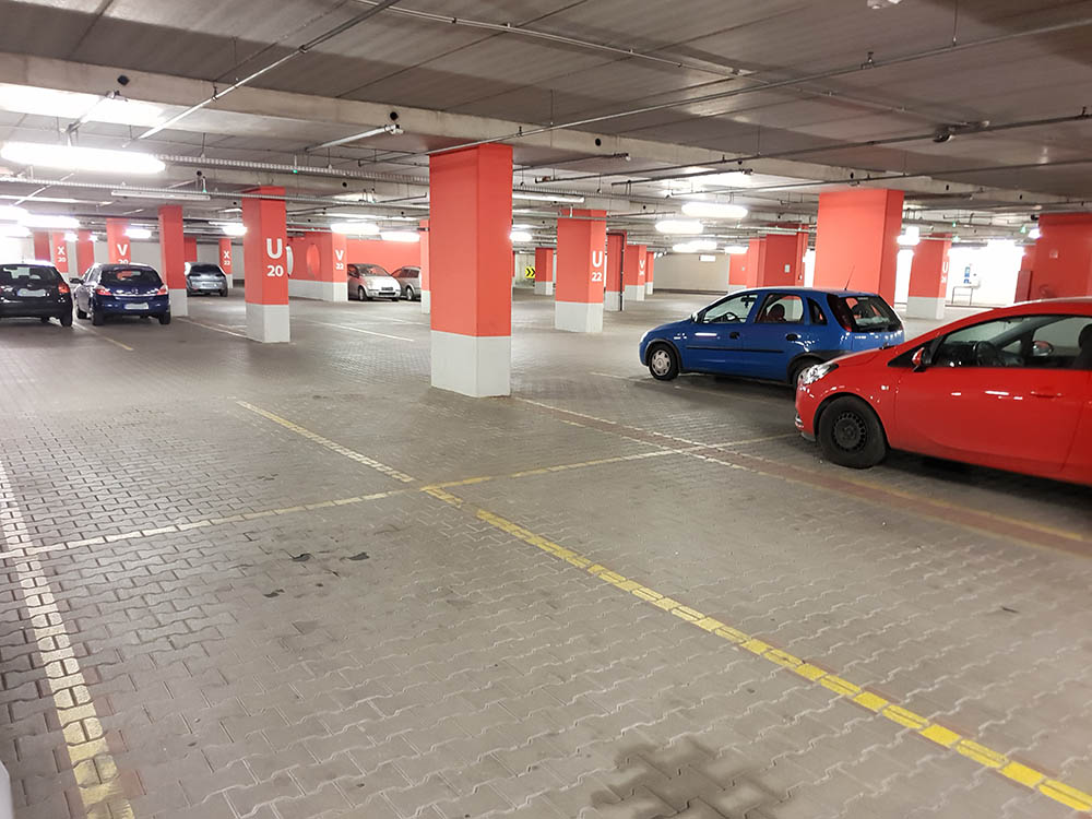 VIDEÓ: Jó, hogy fizetős lesz az Arena Pláza, mert sosincs hely??? Időpont: Munkanap, 16:45
