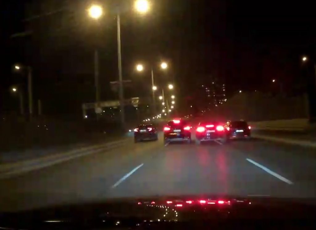 Elképesztő VIDEÓT rögzítettek az M3 kivezetőn