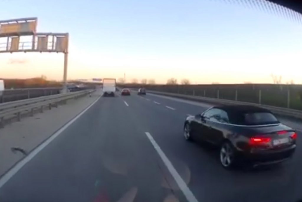 VIDEÓ: Ezek is versenypályának nézték az M0-t