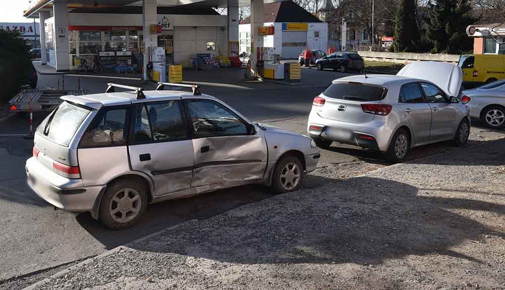 Udvarias volt, baleset lett a vége