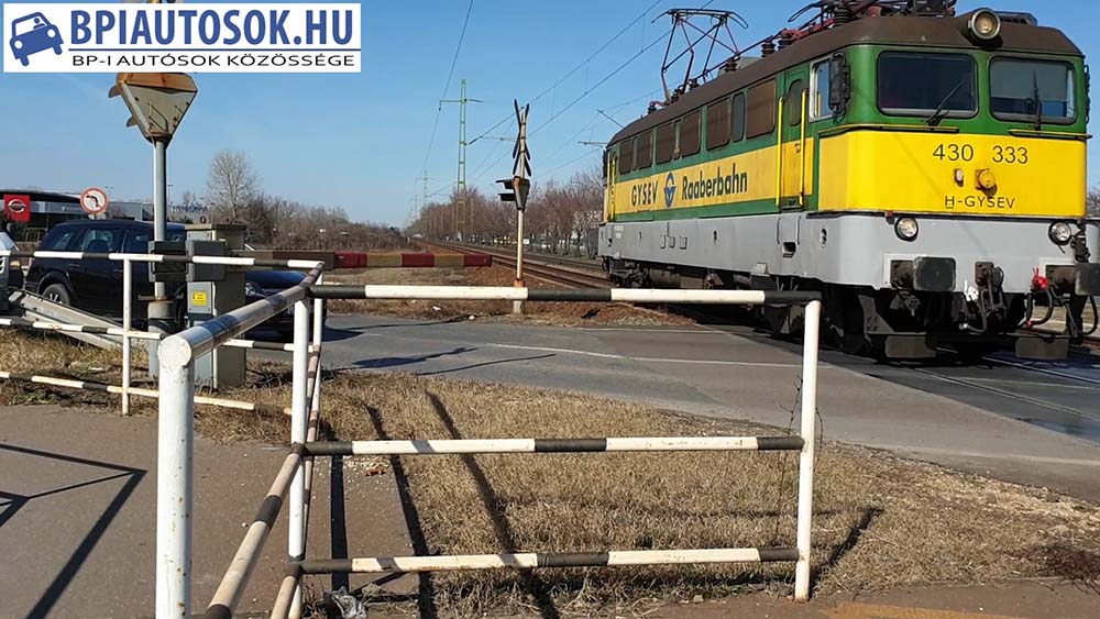 VIDEÓ: Ennyien nem ellenőrzitek, hogy jön-e a vonat