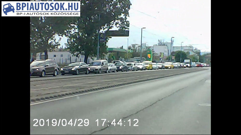 VIDEÓ: Fütyörészve hallgatod az R-GO-t a festői kőbányán, majd……