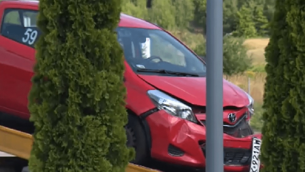 Vizsga közben halálra gázolt egy oktatót a tanpályán a 68 éves tanulóvezető