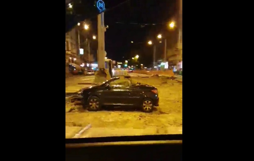 VIDEÓ: Nem kicsit nézte be a Corvin-negyednél a terelést