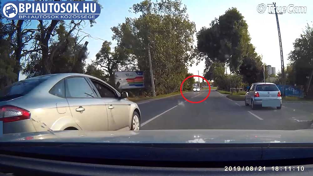 VIDEÓ: A micsodád befért volna oda te idióta???