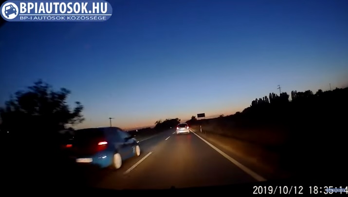 Videó – Bravó, szép előzés! – Azért talán ne ölj meg másokat, mert sietsz