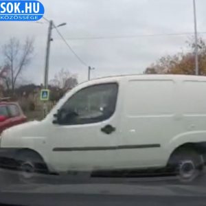 VIDEÓN, ahogy a kisteher telibevágja a Suzukit a Havannán