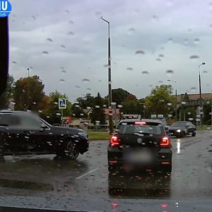 VIDEÓ: Ez az, amit nektek nem tanítottak az autósiskolában
