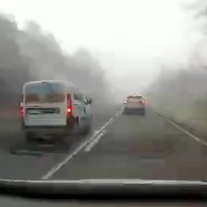 Ez az előzés még tiszta időben is életveszély lett volna