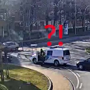 A körforgalom idiótája! Jókor volt jó helyen a baleseti helyszínelő :-)