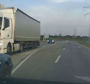 VIDEÓ: Tavaly posztoltuk, most közúti veszélyeztetés miatt felelhet