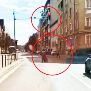 VIDEÓ: Annyira Fast food volt a Pacsirtamező úton, hogy majdnem gyalogos gázolás lett belőle