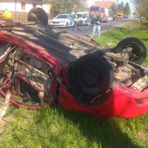 FOTÓK: Autó és traktor ütközött Galgagután – Egy ember életét vesztette
