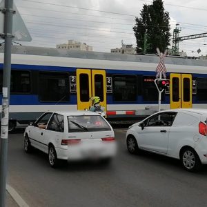Sok ilyen videót is kapunk. Értelme 0, ellenben rendkívül tahó