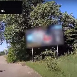 VIDEÓ: Tovább pofátlan(tan)ítódnak a közlekedők, ezúttal kifejezetten Bp-en