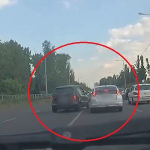 VIDEÓ: A világ legértelmetlenebb patkánysága a csepeli dugóban
