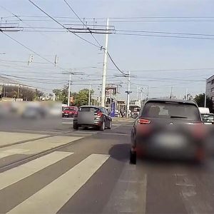 VIDEÓ: Furcsa, mert kaptunk az ámokfutó Fordról egy második, 5 perccel későbbi, szintén mai felvételt is