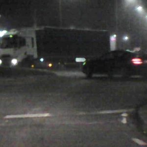 VIDEÓ: Nem sikerült driftelve végigtolni a teljes körforgalmat Vácon