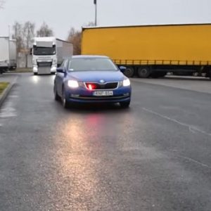 Rendőrautó láttán jólnevelt leszel? Még több rejtett ellenőrzés lesz…