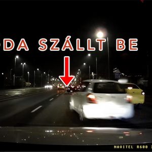 VIDEÓ: Két autó közé csapódott be – némi eszement „gépészkedés” után – egy Suzuki a Könyves Kálmán körúton