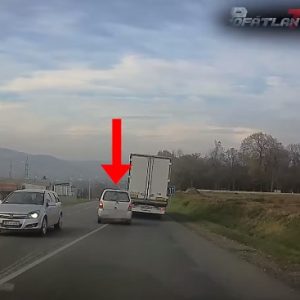 VIDEÓ: Főszerepben a türelmetlen autósok – itt a pofátlan(TAN)ítás 25. része
