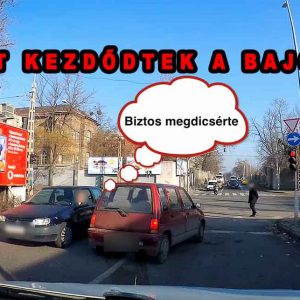 VIDEÓ: Még a sofőr is belezavarodott, annyi szabályt szegett meg a Vágány utcai kereszteződésben