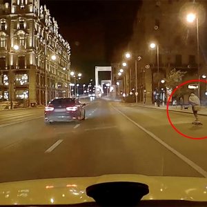 VIDEÓ: „A régi „Úttörő áruház”-tól a Ferenciek teréig nem értük utol a gördeszkást”