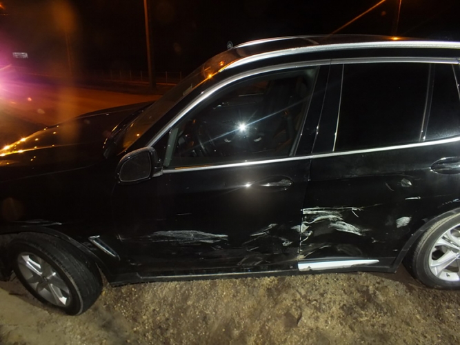 FOTÓK: Rendőrautót próbált leszorítani az útról egy agresszív autós Agárdon