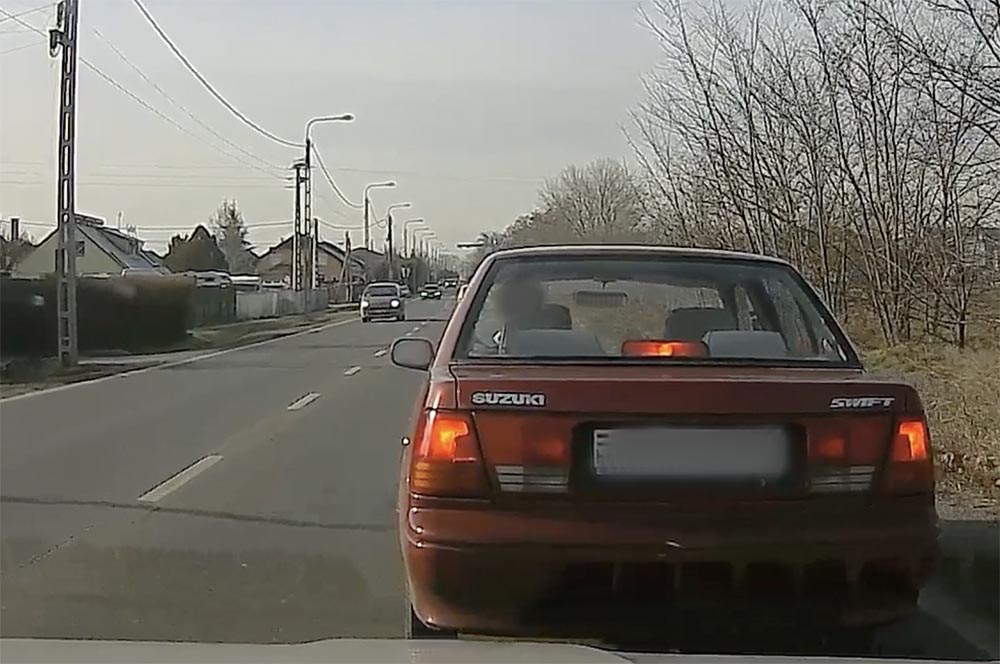 Szigorodik a KRESZ Romániában, ezentúl az erőszakos vezetést is büntetik, ráadásul elég komolyan