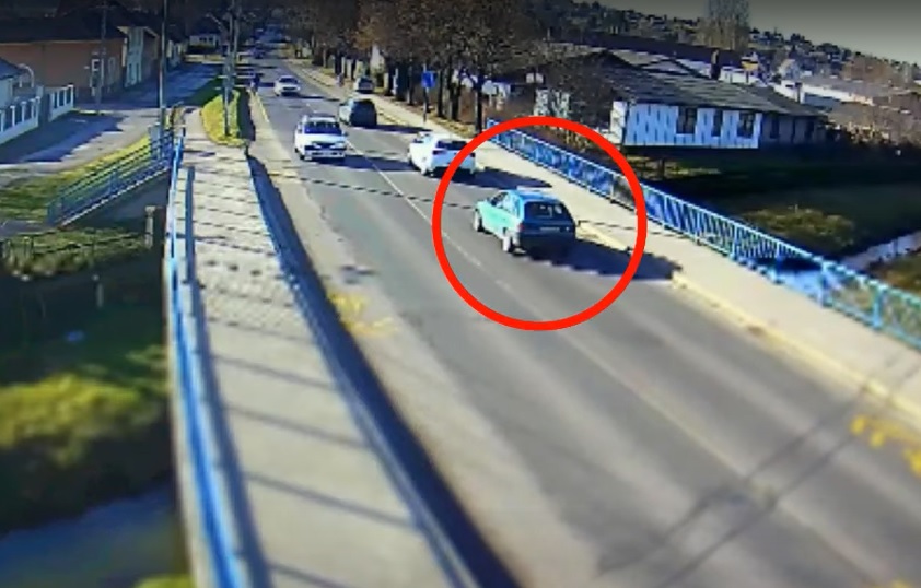 VIDEÓ: Bírság és eltiltás lett a jussa a vissazeső száguldozónak