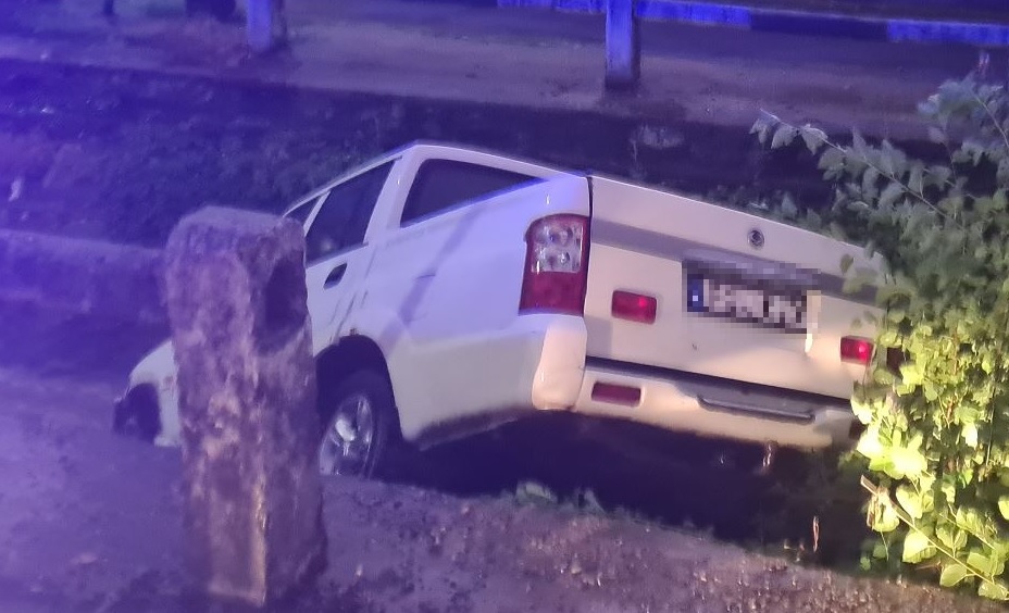 FOTÓK: 11 éves gyereket vett rá egy részeg férfi, hogy vezesse autóját