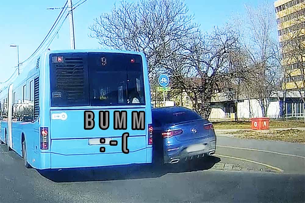 Lezúzta a 9-es busz a Merci elejét a Mázsa téren, mert az nem adott elsőbbséget – VIDEÓ